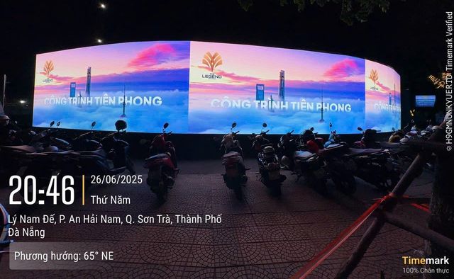 Màn hình LED cong P4 ngoài trời 60m2 tại The Legend Đà Nẵng do ATNEXUS thi công